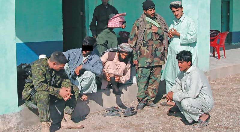 Le gouvernement néglige le sort des interprètes afghans, dit l’ombudsman